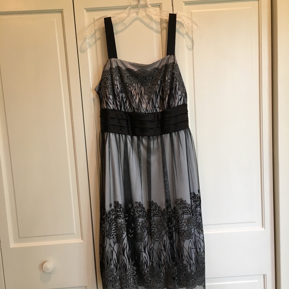 Cocktail Dress (alt please see measurements)